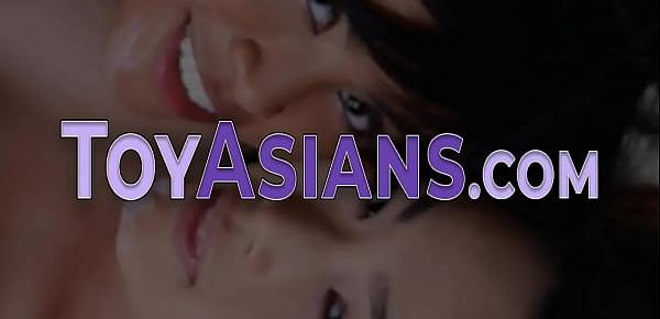  Tiny teen asians in threeway suck and ride